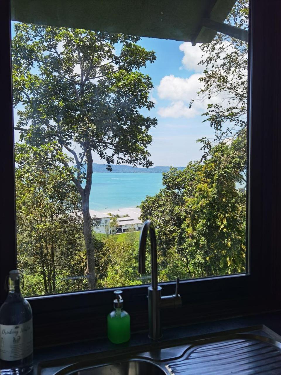 Ambong Rainforest Retreat Pantai Cenang  Dış mekan fotoğraf